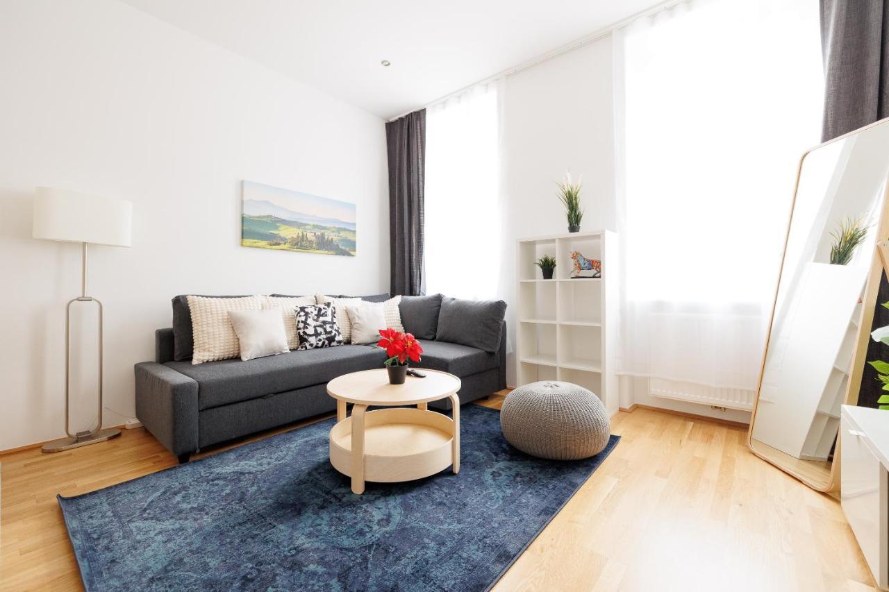 Charming Apartment Near Center Відень Екстер'єр фото