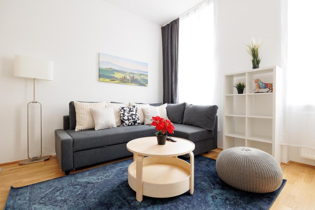Charming Apartment Near Center Відень Екстер'єр фото